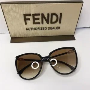 Fendi | Accessories | New Fendi Brown Butterfly Ladies  display picture 3